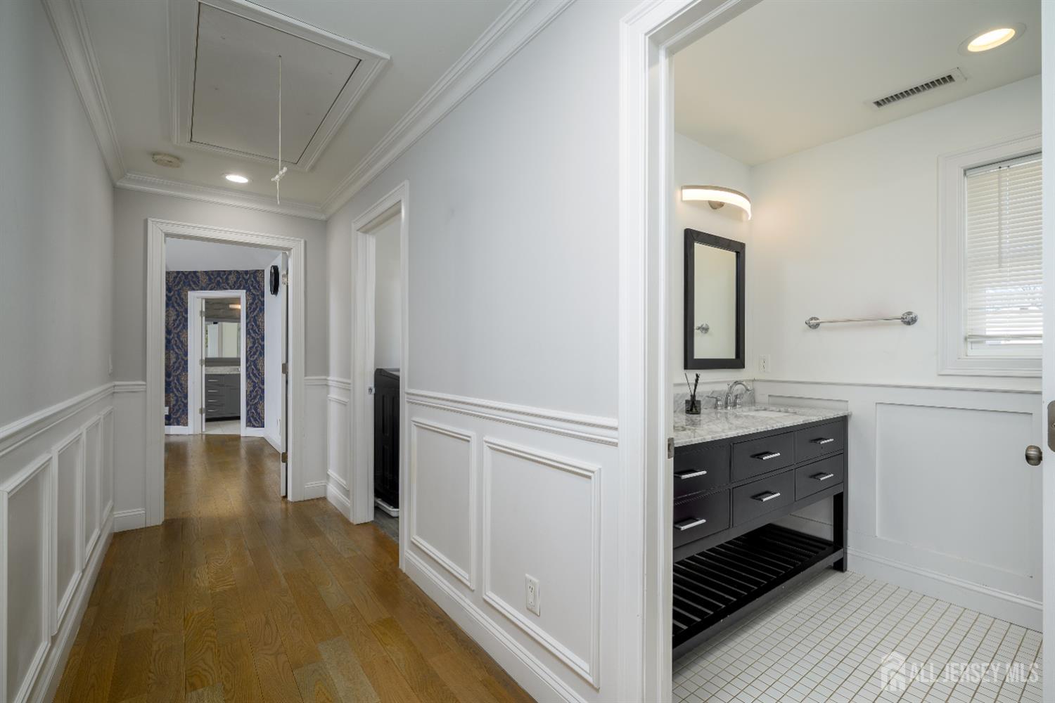 111 Remsen Avenue Avenel, NJ 07001 - Photo 28 of 55