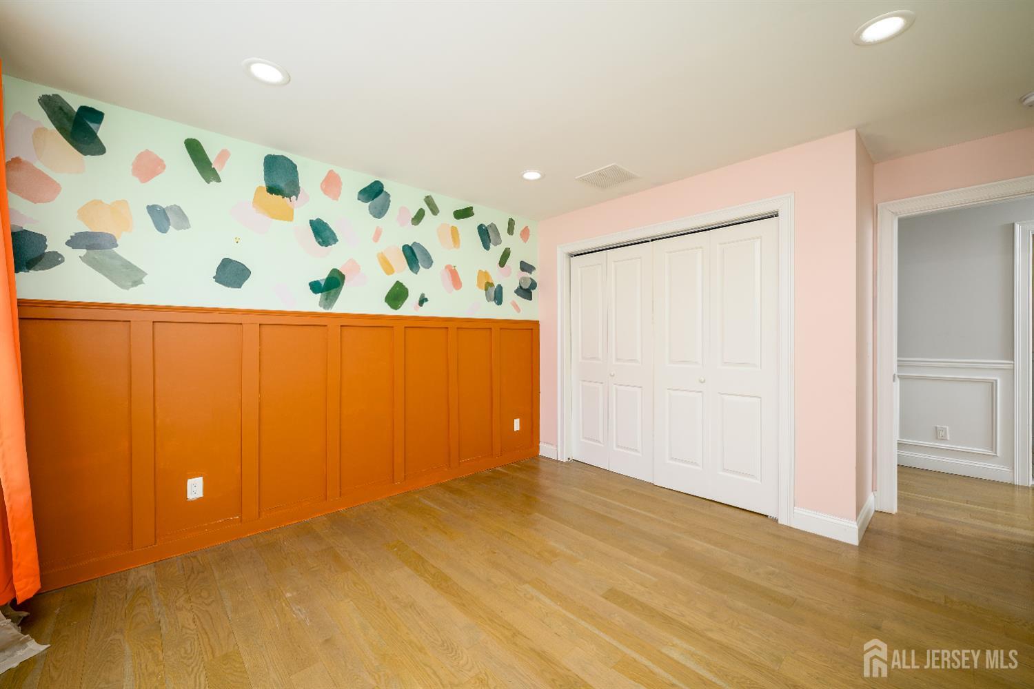 111 Remsen Avenue Avenel, NJ 07001 - Photo 32 of 55