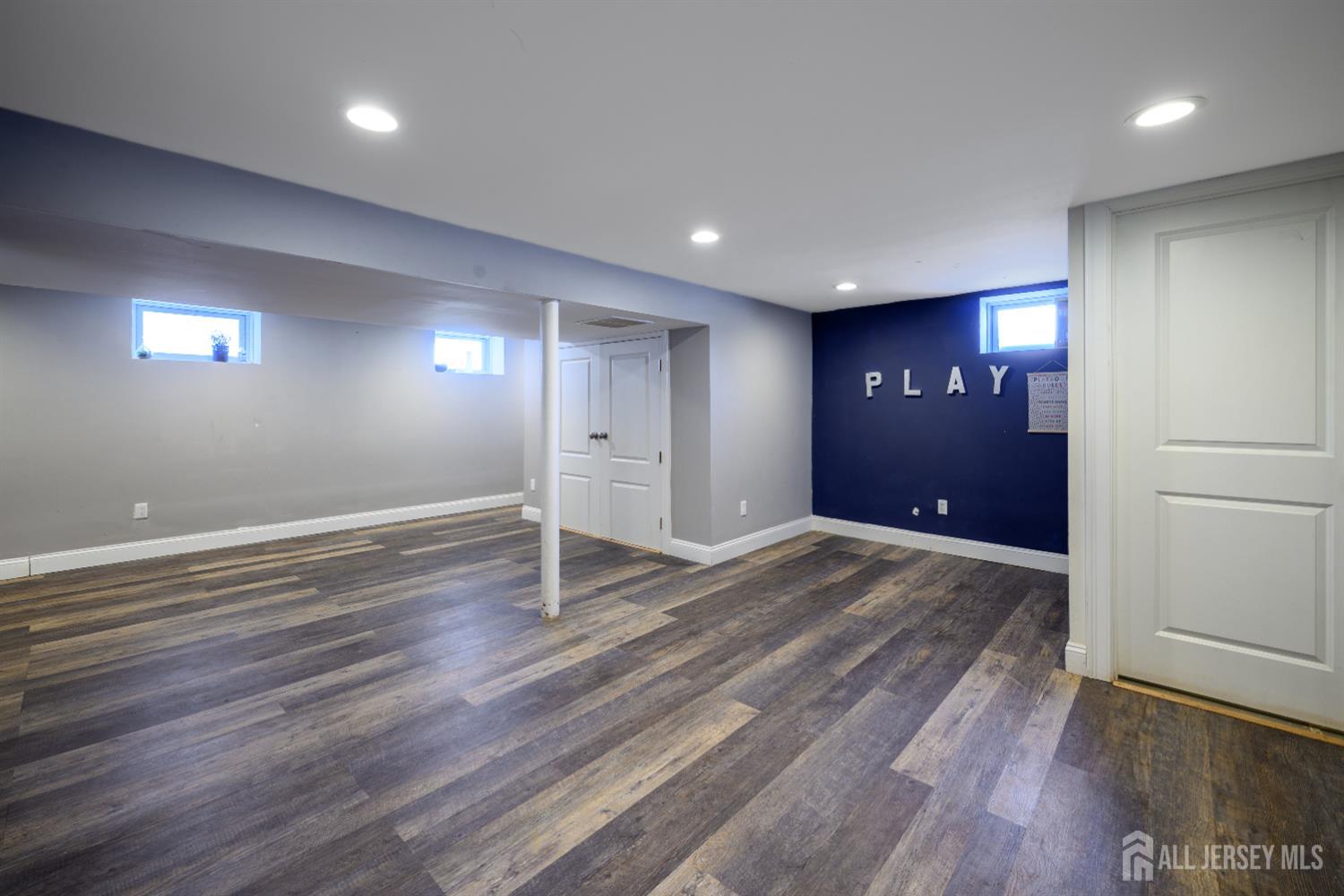 111 Remsen Avenue Avenel, NJ 07001 - Photo 41 of 55