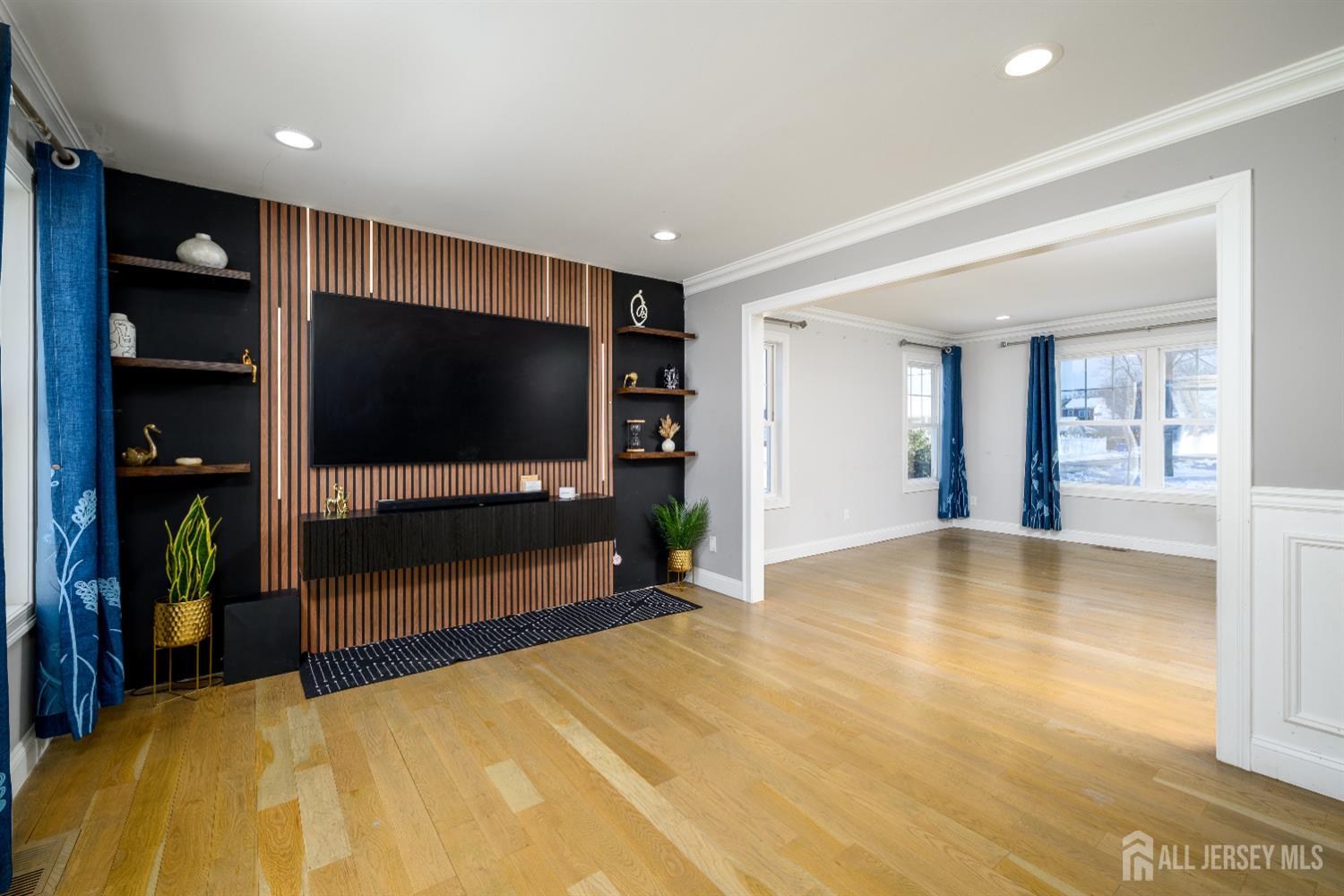 111 Remsen Avenue Avenel, NJ 07001 - Photo 9 of 55