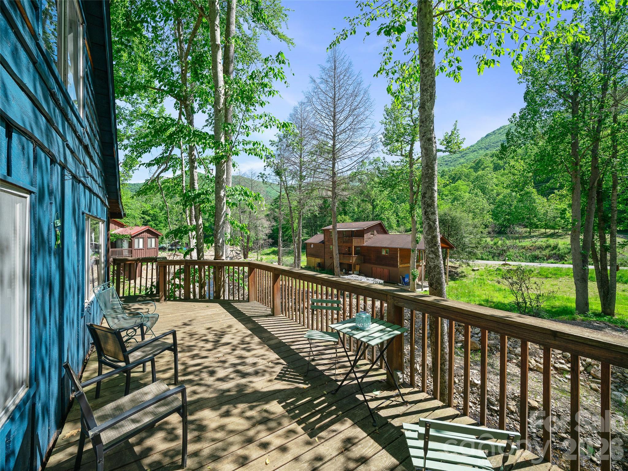 137 Mountain Farm Road Burnsville, NC 28714 - Photo 24 of 30