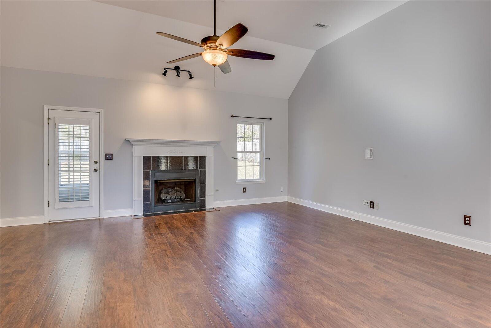 229 Eagle Lake Road North Augusta, SC 29841 - Photo 8 of 43 06-106