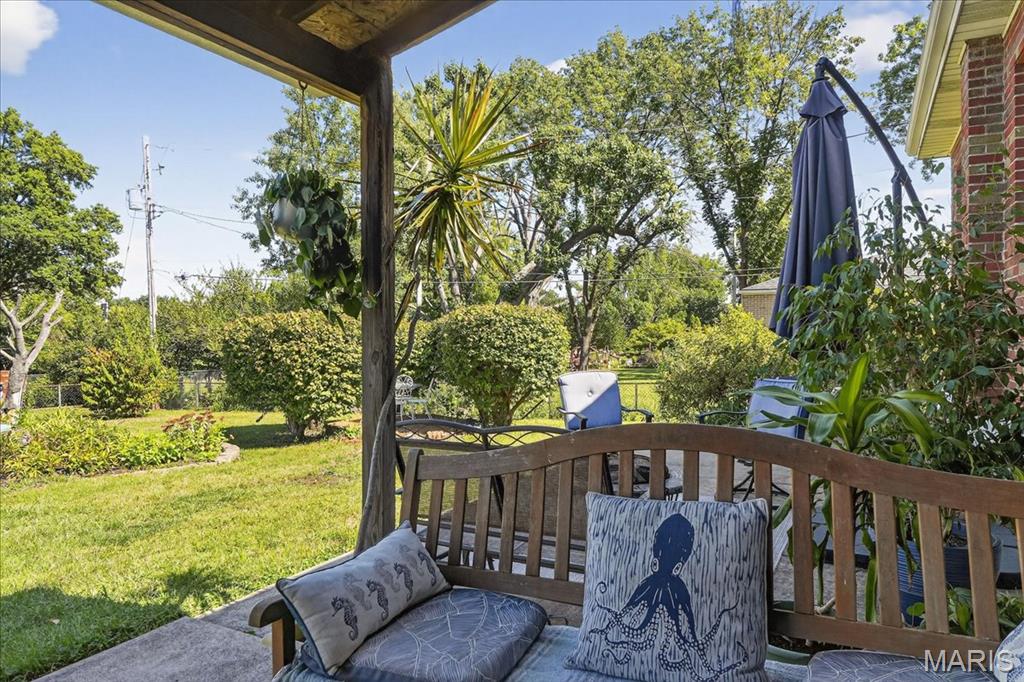 6511 Heege Road St. Louis, MO 63123 - Photo 28 of 34