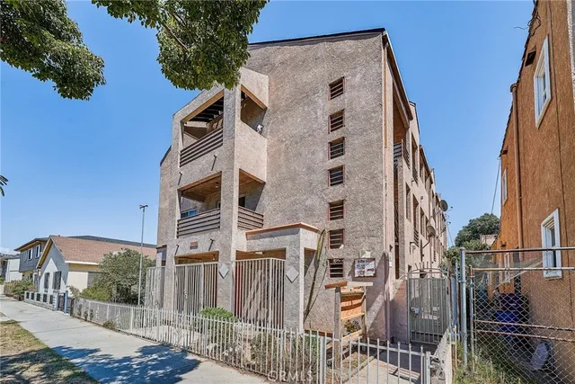 $2,120,000 | 1512 Stanton Place, Long Beach, CA 90804