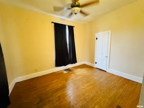 $85,900 | 713 West Calhoun Street, Macomb, IL 61455