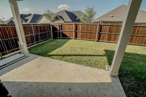 $2,300 | 108 Mountain Meadow Lane, McKinney, TX 75071