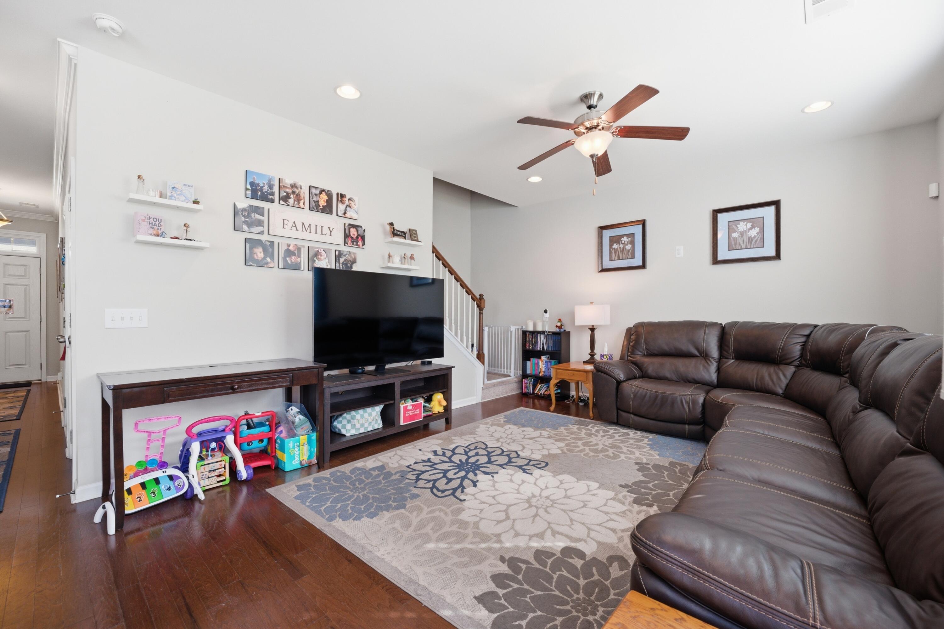 8120 Ronda Drive Charleston, SC 29406 - Photo 7 of 35 P1082949