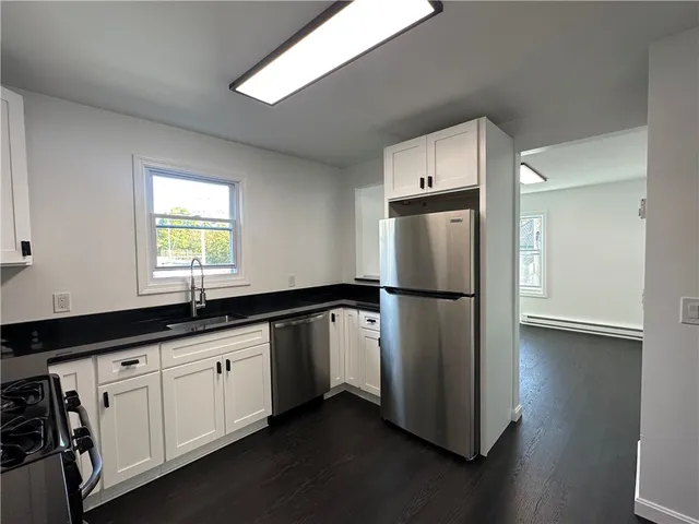 $1,575 | 210 North Main Street, Unit 2F, Woonsocket, RI 02895