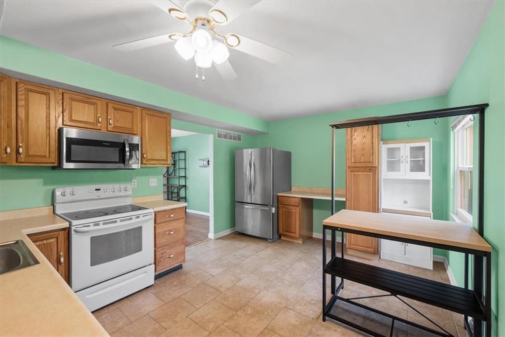 101 Carson Street Springdale, PA 15144 - Photo 16 of 31 Gallery Image 16
