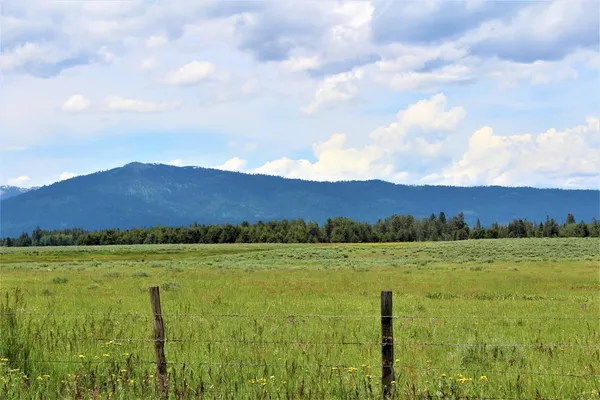 $850,000 | 13576 Farm To Market Road, McCall, ID 83638