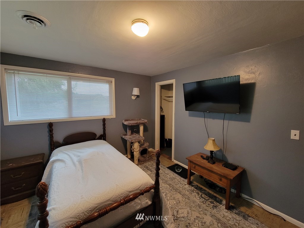 2568 Seminary Hill Road Centralia, WA 98531 - Photo 11 of 25 Gallery Image 11