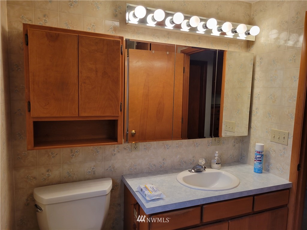 2568 Seminary Hill Road Centralia, WA 98531 - Photo 13 of 25 Gallery Image 13