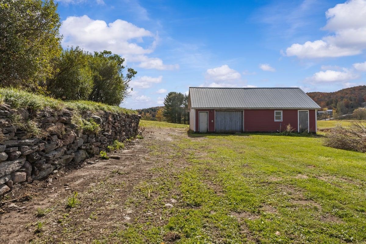 733 Buck Hollow Road Fairfax, VT 05454 - Photo 5 of 54