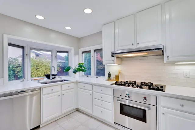 $2,388,000 | 1078 Clematis Drive, Sunnyvale, CA 94086