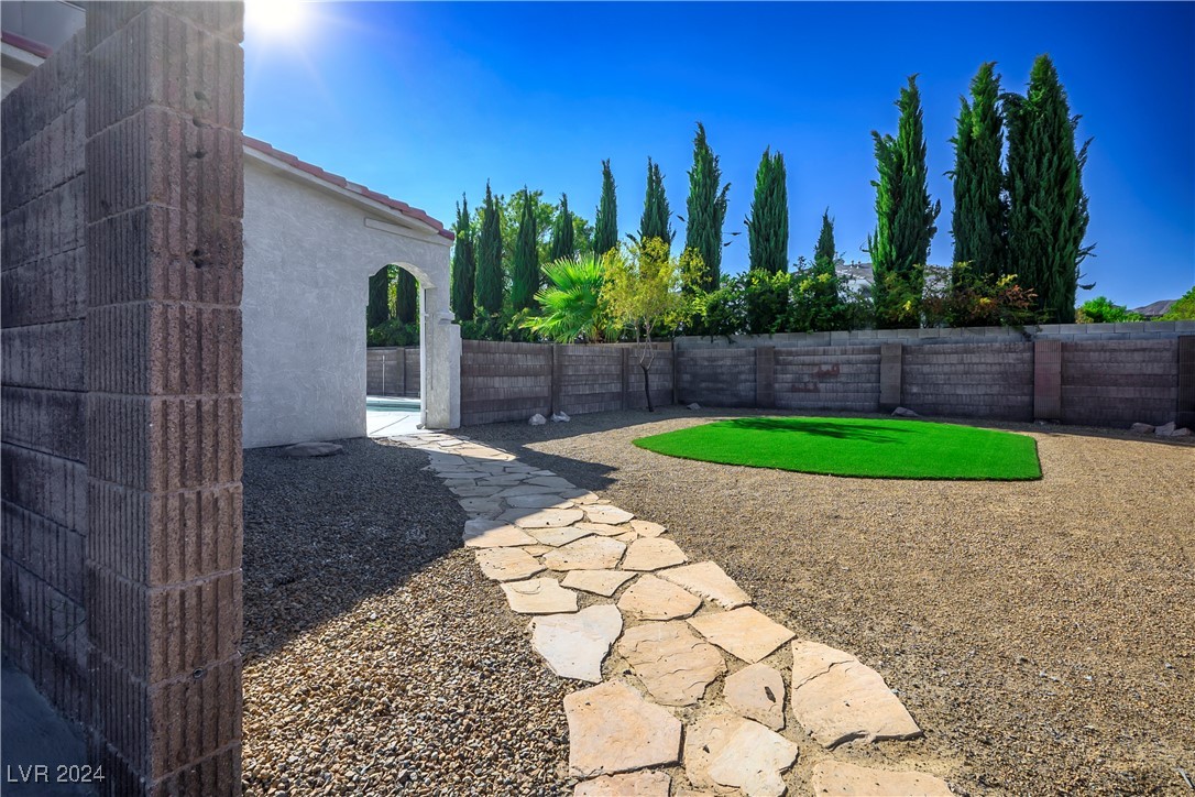 1571 Sundown Drive Henderson, NV 89002 - Photo 18 of 65