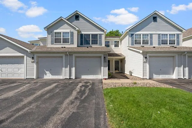 $235,000 | 849 Providence Drive, Shakopee, MN 55379