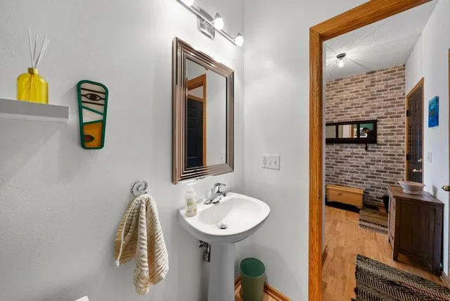 $229,000 | 849 Providence Drive, Shakopee, MN 55379