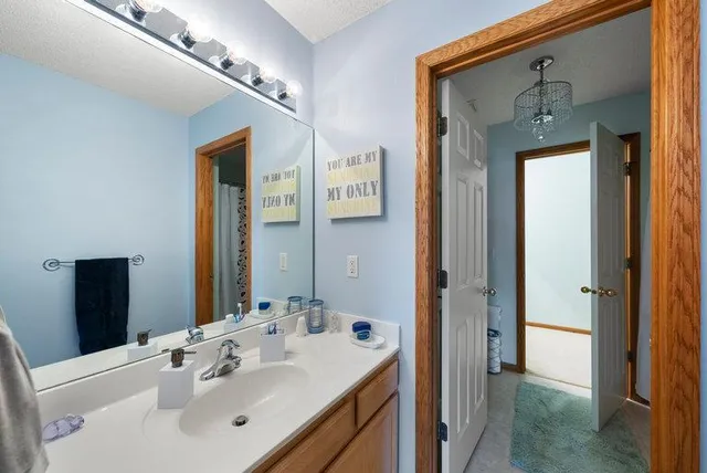 $229,000 | 849 Providence Drive, Shakopee, MN 55379