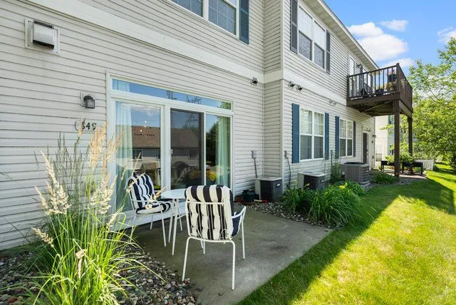 $229,000 | 849 Providence Drive, Shakopee, MN 55379