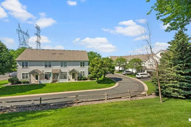 $229,000 | 849 Providence Drive, Shakopee, MN 55379