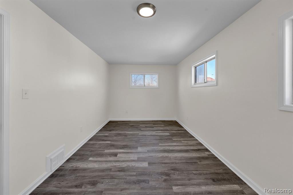 6243 Hunt Street Romulus, MI 48174 - Photo 18 of 30