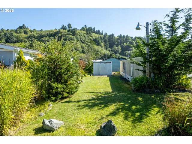 $140,000 | 503 South 6th Avenue, Rockaway Beach, OR 97136