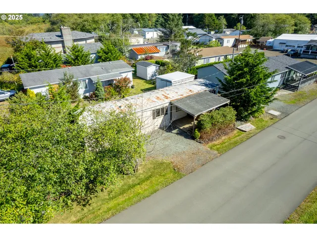 $140,000 | 503 South 6th Avenue, Rockaway Beach, OR 97136