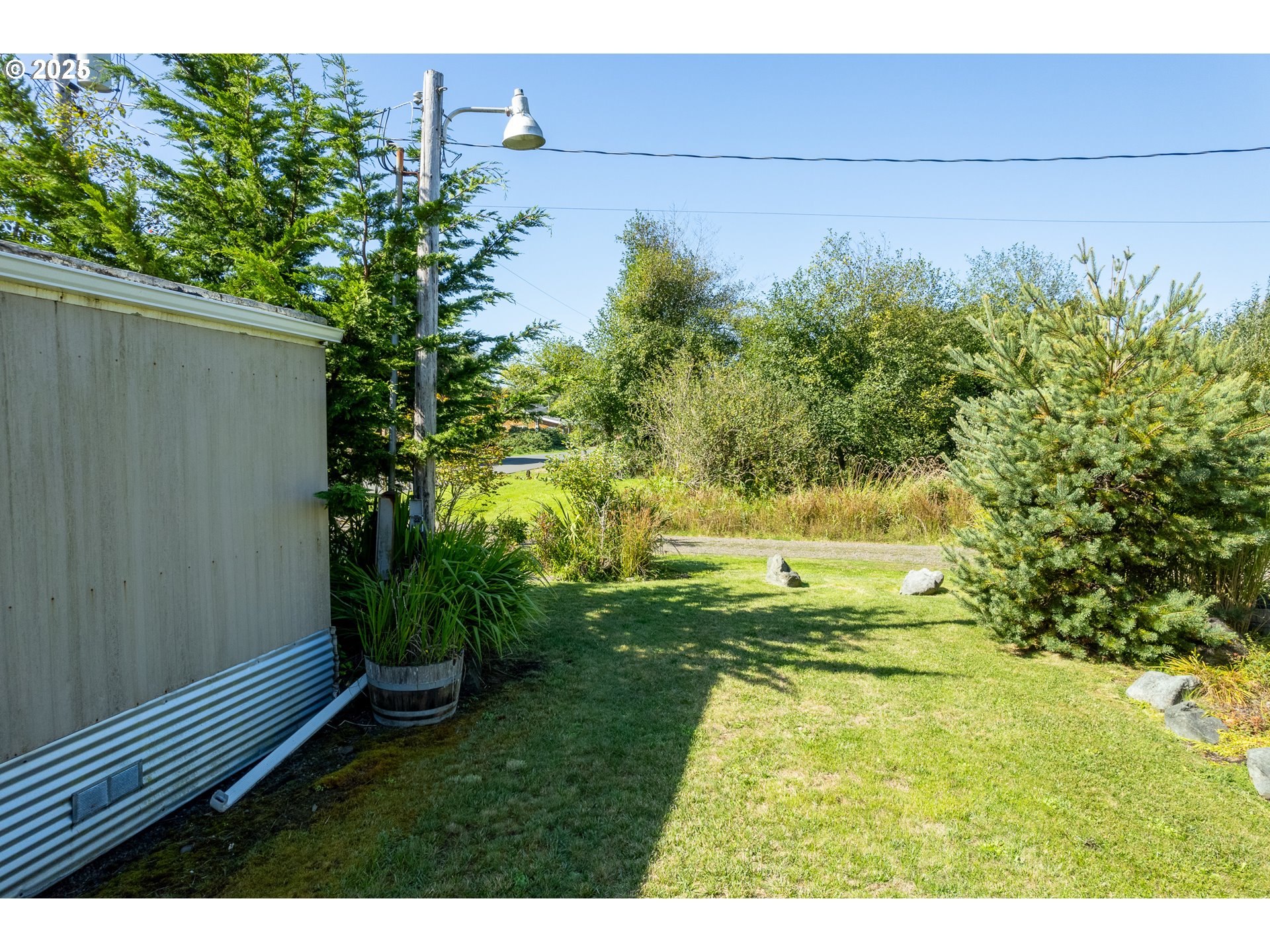 503 South 6th Avenue Rockaway Beach, OR 97136 - Photo 10 of 19