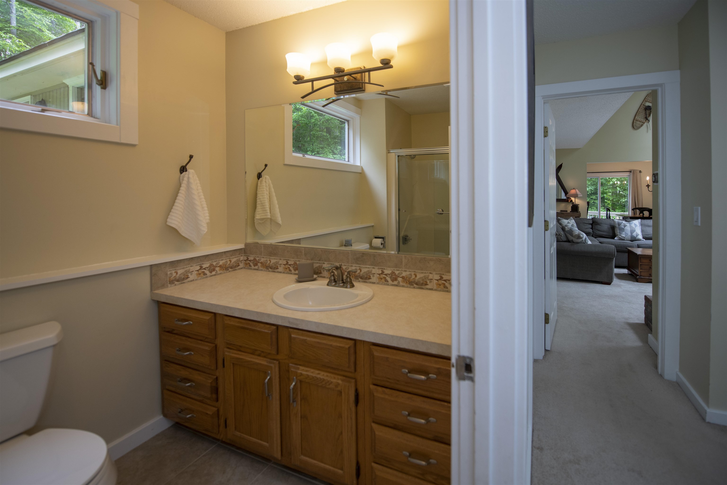 392 Jay Hill Road Hartford, VT 05059 - Photo 18 of 37 Gallery Image 18