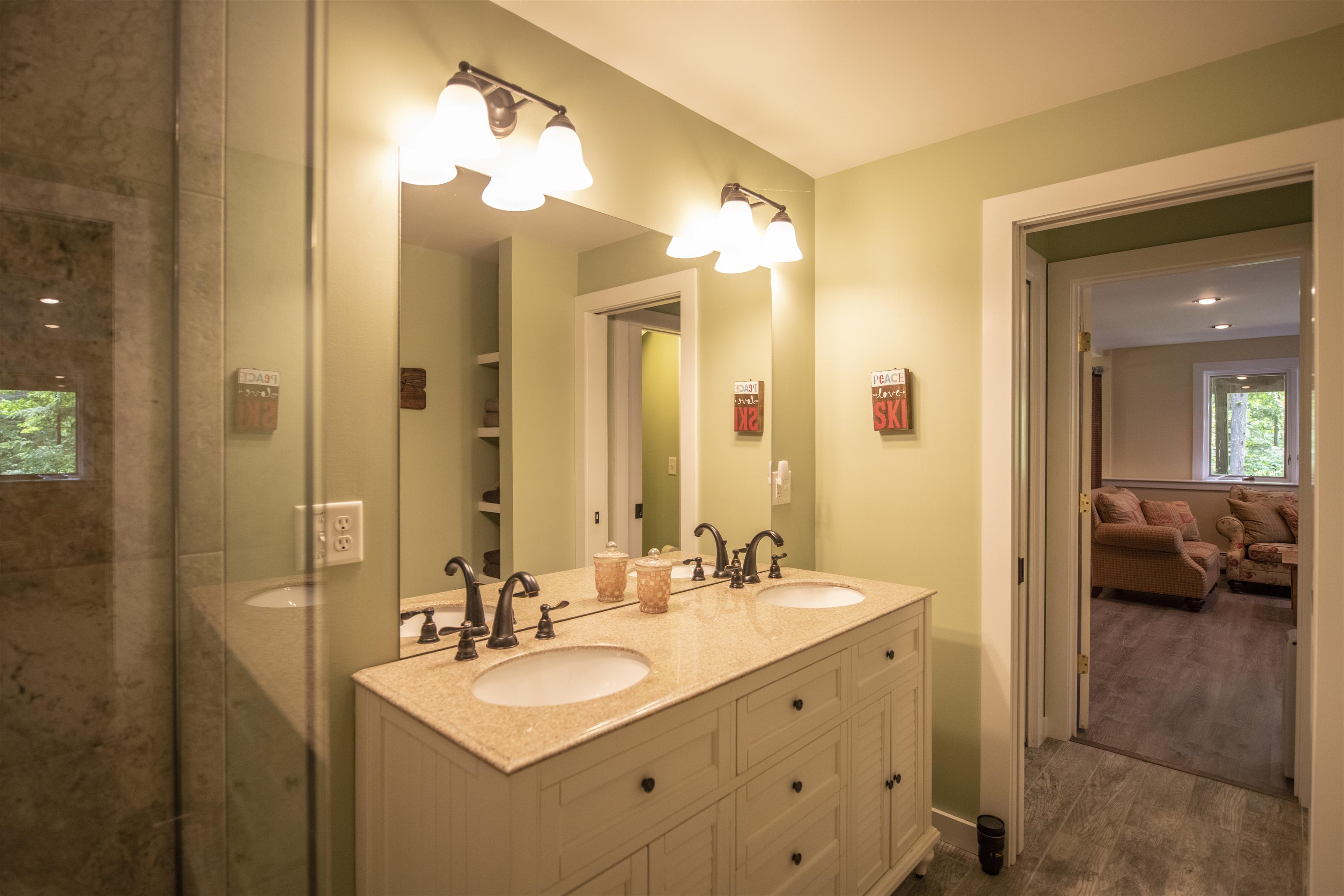 392 Jay Hill Road Hartford, VT 05059 - Photo 24 of 37 Gallery Image 24