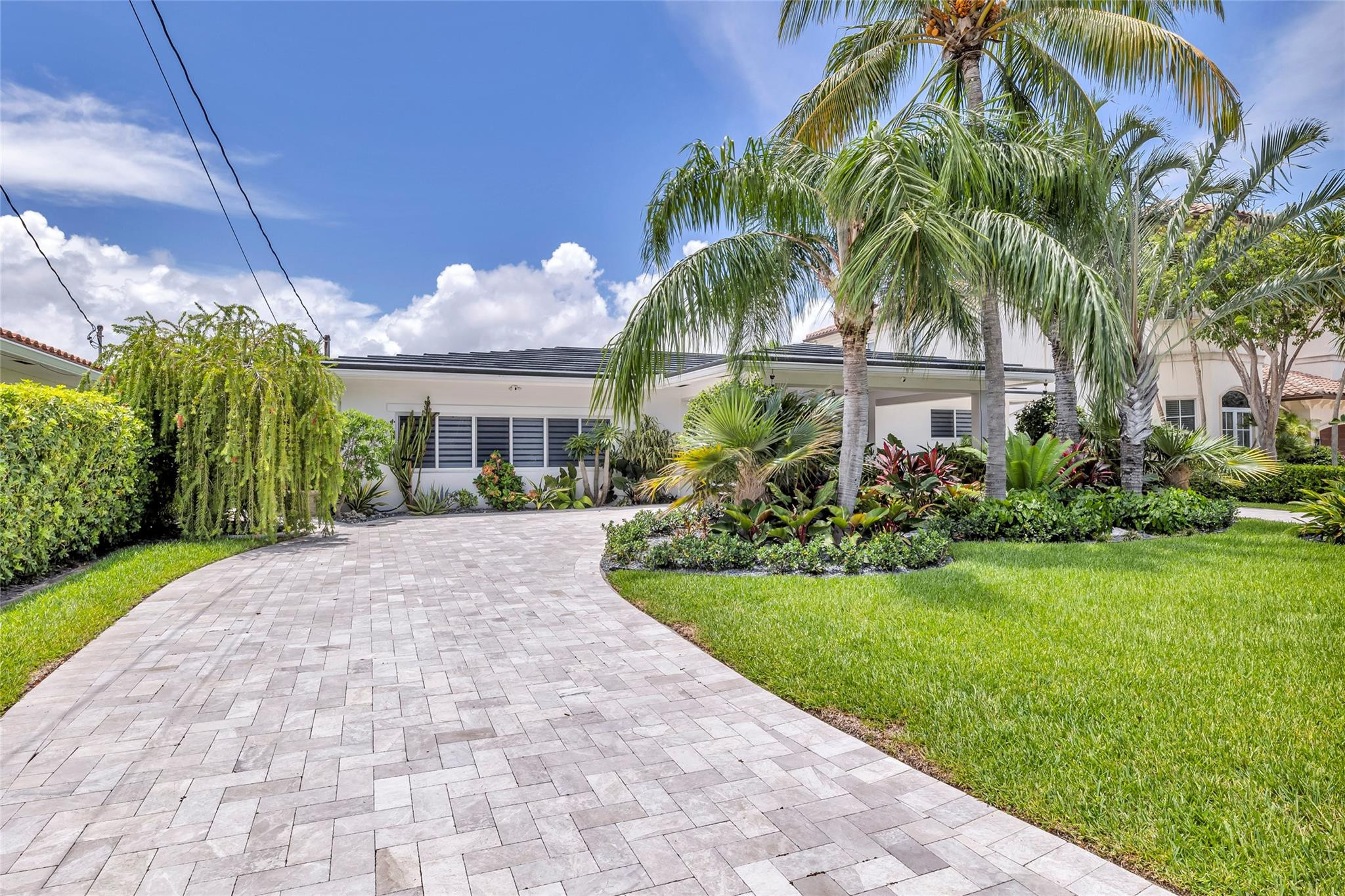 2005 North Riverside Drive Pompano Beach, FL 33062 - Photo 8 of 56 Photo 8