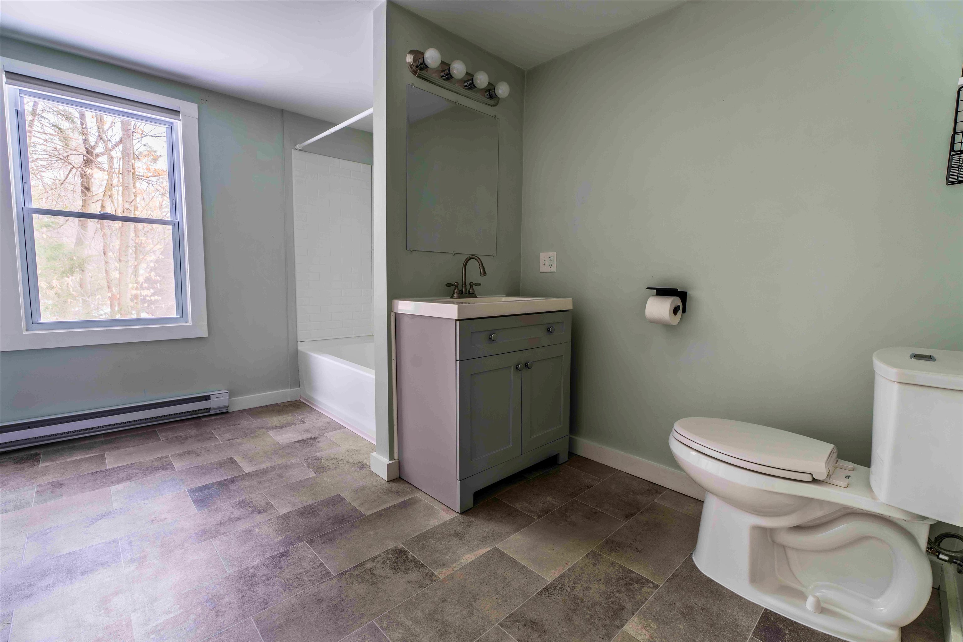 12 Old Lantern Road Hillsborough, NH 03244 - Photo 11 of 29