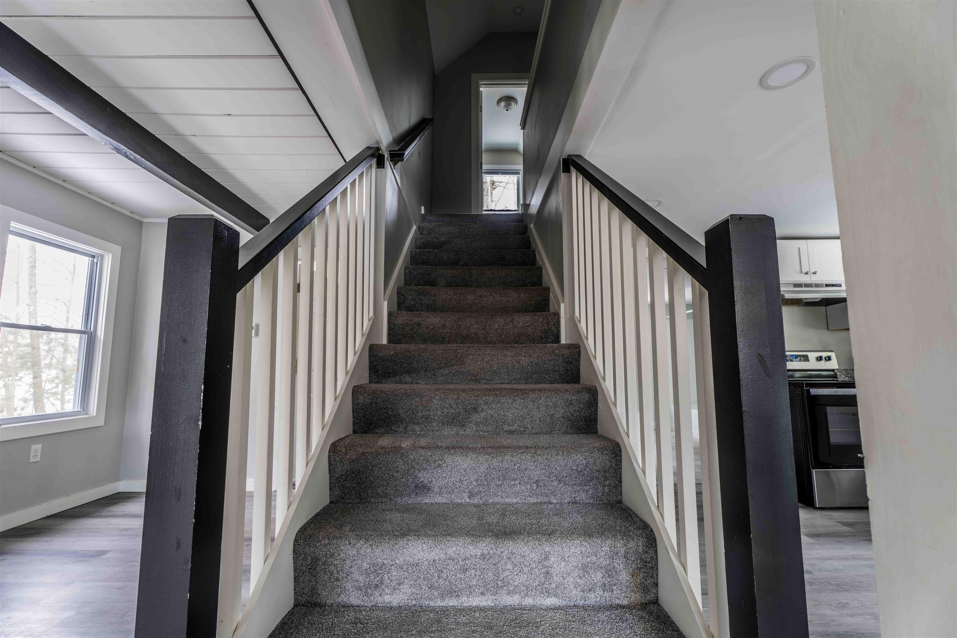 12 Old Lantern Road Hillsborough, NH 03244 - Photo 14 of 29