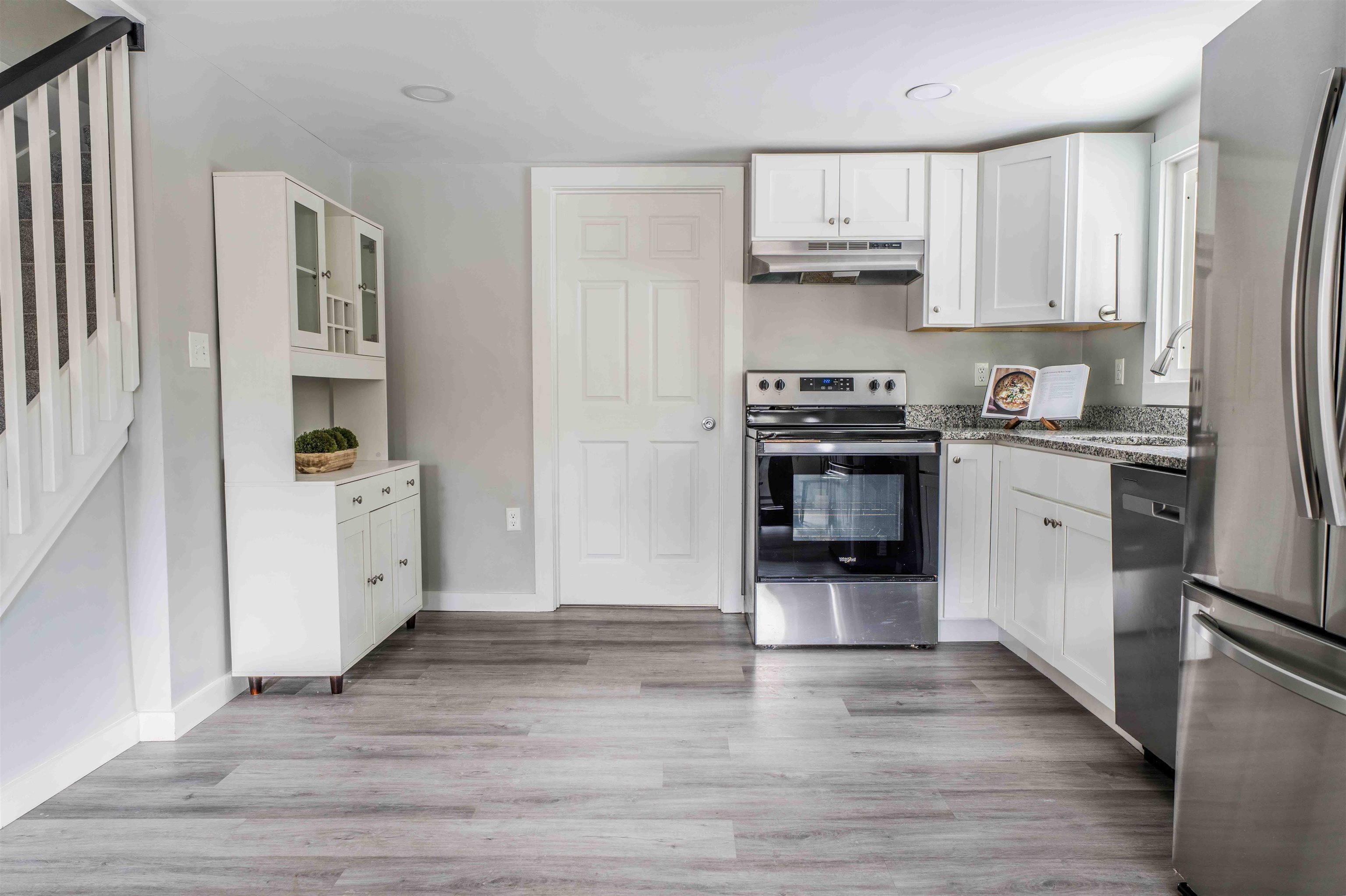 12 Old Lantern Road Hillsborough, NH 03244 - Photo 7 of 29