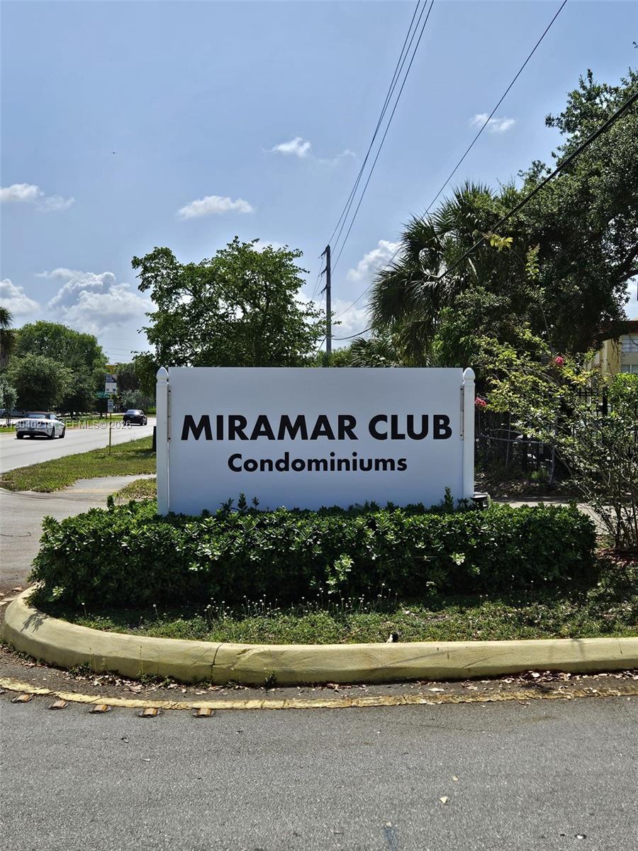 3252 Foxcroft Road, Unit 216 Miramar, FL 33025 - Photo 26 of 30