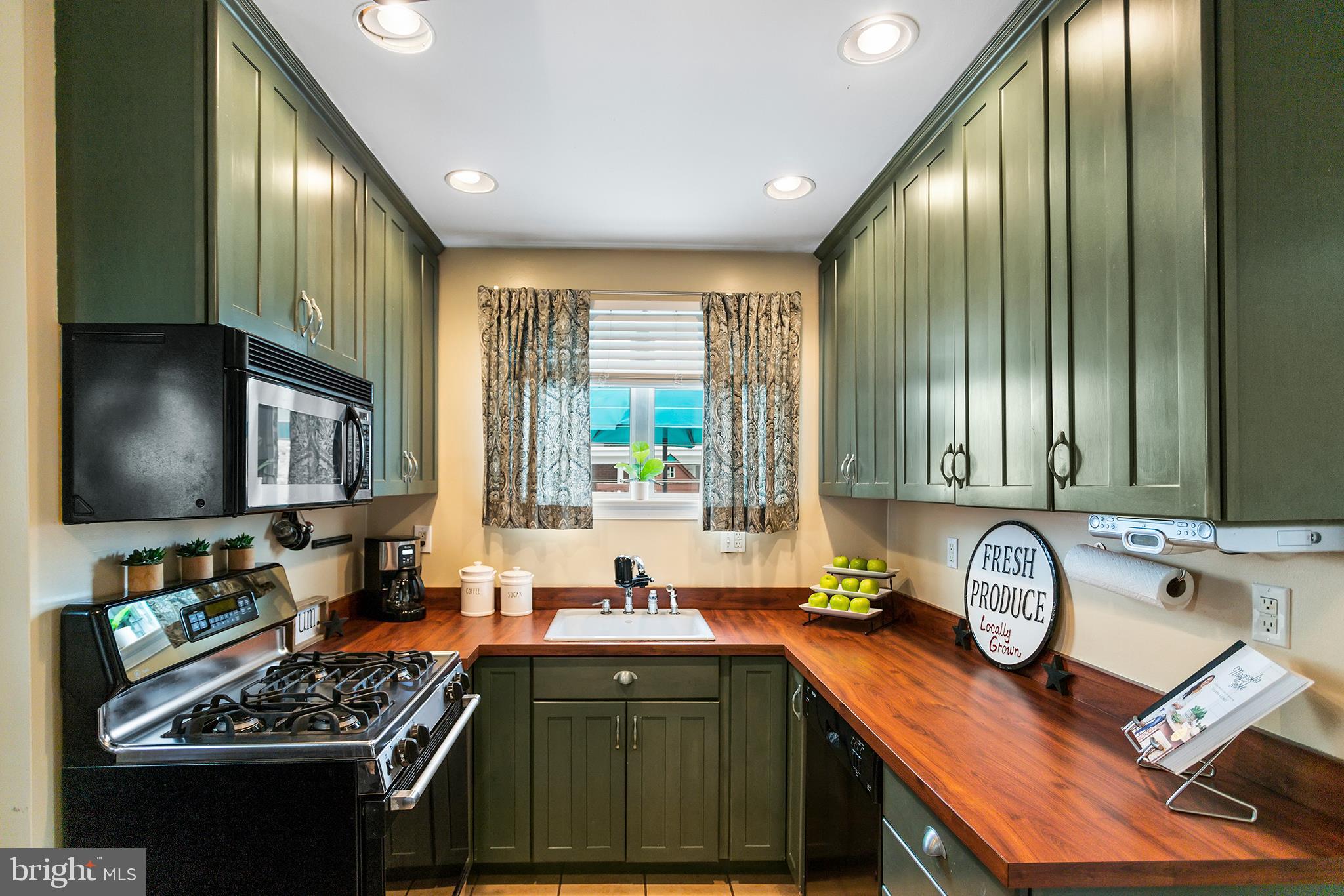 401 Tasker Street Ridley Park, PA 19078 - Photo 10 of 31 Gallery Image 10