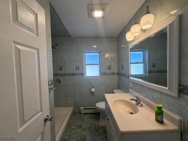 $3,500 | 532 East 25th Street, Paterson, NJ 07514