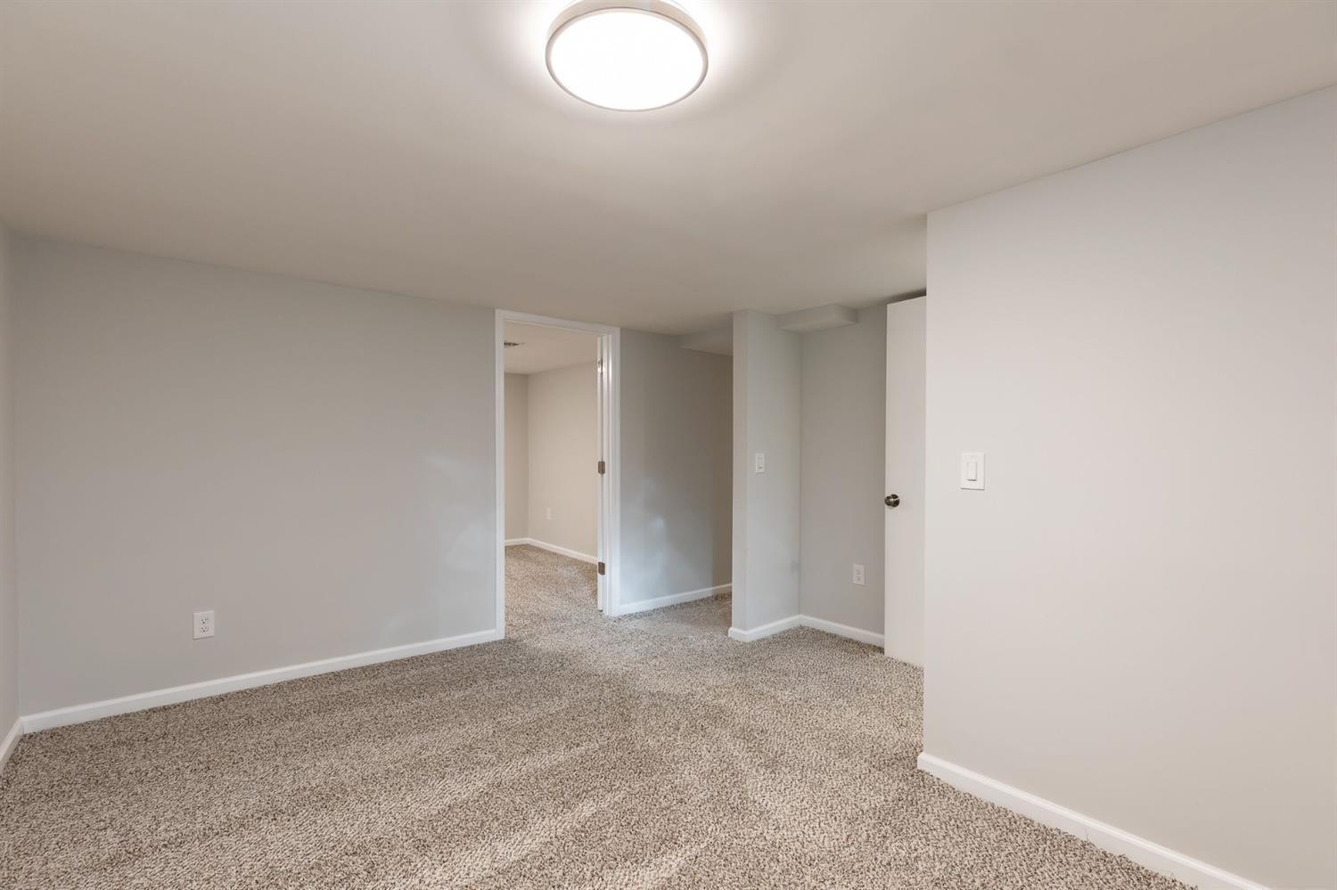 1815 Compton Road Cincinnati, OH 45231 - Photo 38 of 46 Gallery Image 38