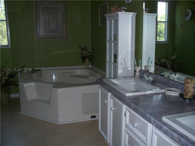 136 Deer Trail Road Cumberland City, TN 37050 - Photo 3 of 4