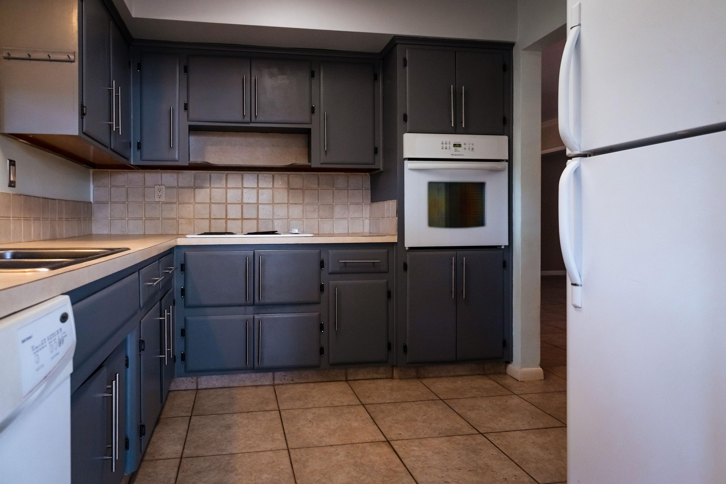 1155 Northwest 3rd Avenue Boca Raton, FL 33432 - Photo 11 of 30 Kitchen