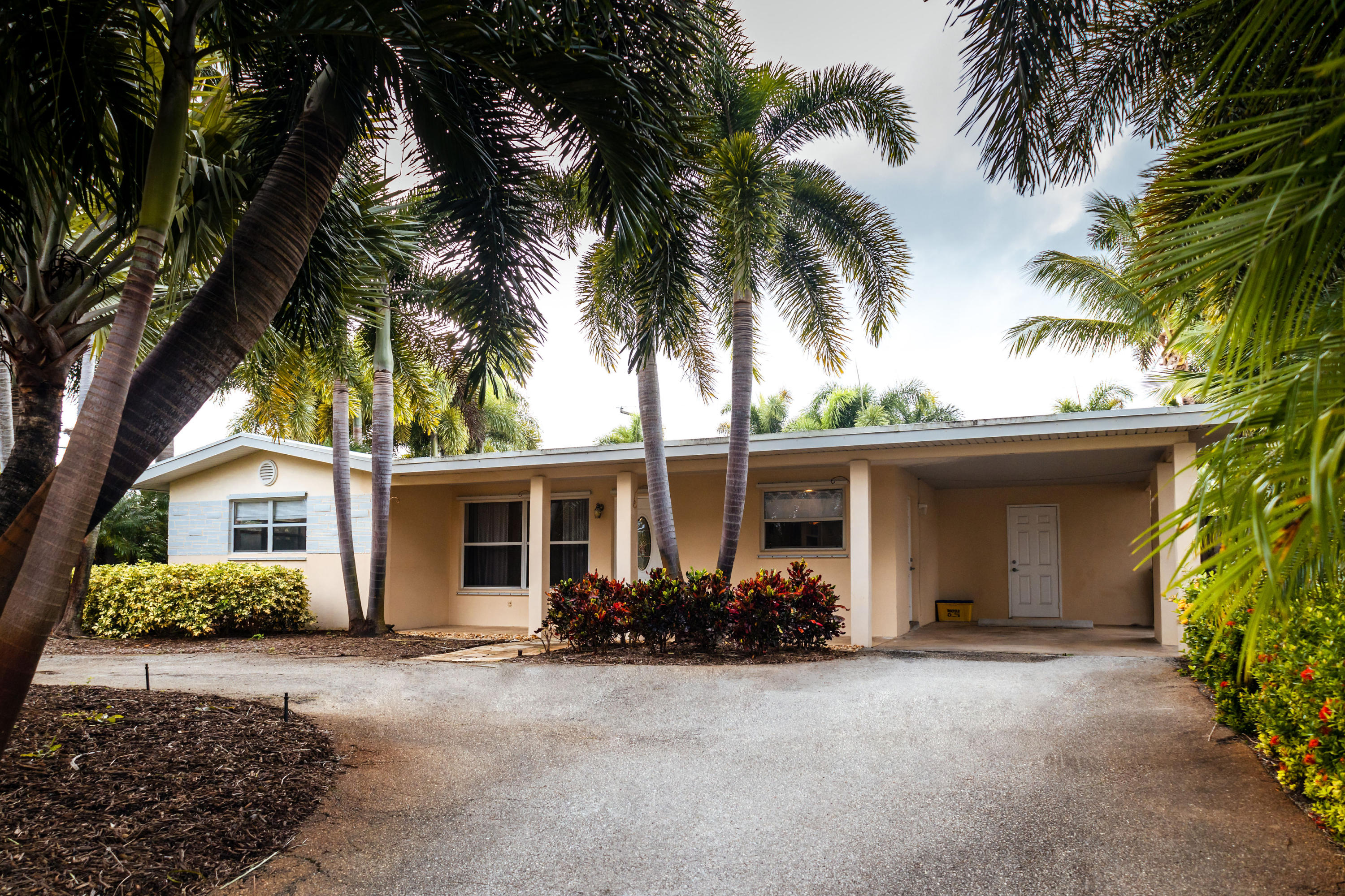 1155 Northwest 3rd Avenue Boca Raton, FL 33432 - Photo 3 of 30 Front Exterior