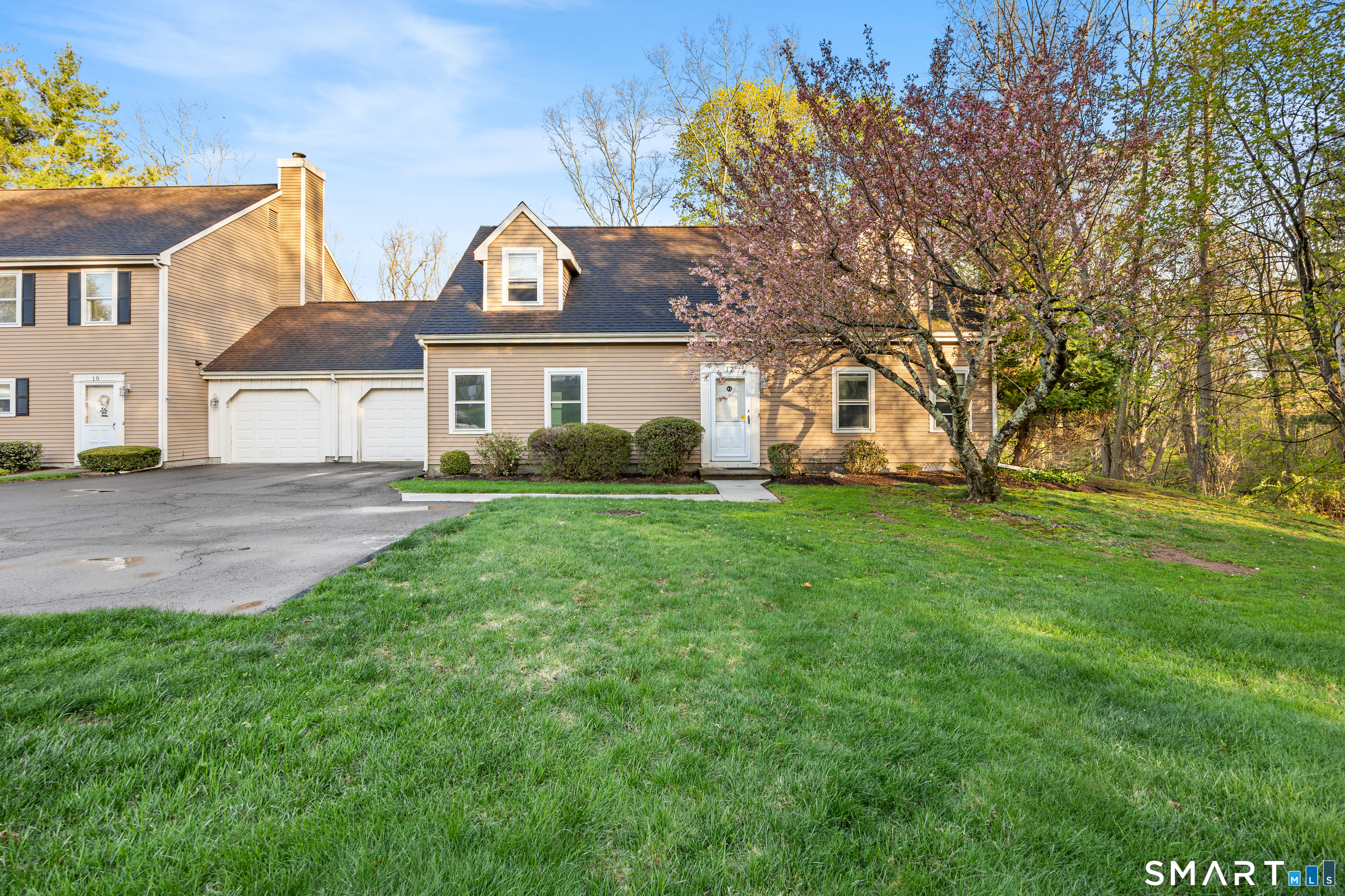 12 Old Towne Road, Unit 12 Cheshire, CT 06410 - Photo 2 of 28