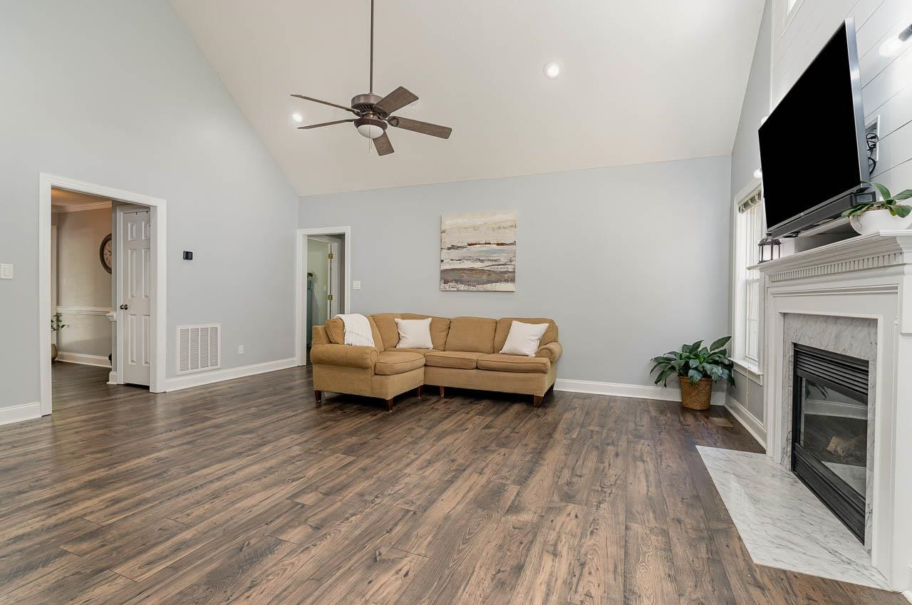 1013 Highlander Drive Raleigh, NC 27603 - Photo 5 of 20 Living Room