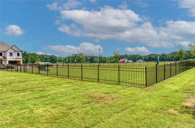 a view of a tennis court