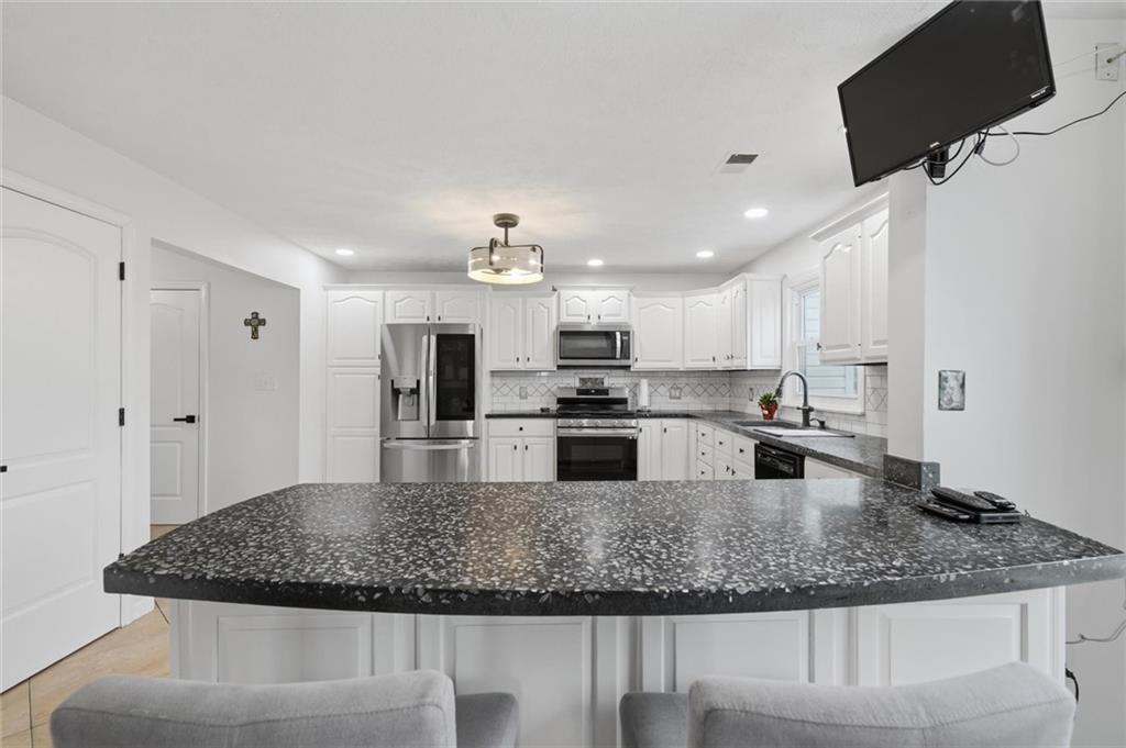 39 Valleyview Road Scenery Hill, PA 15360 - Photo 19 of 48