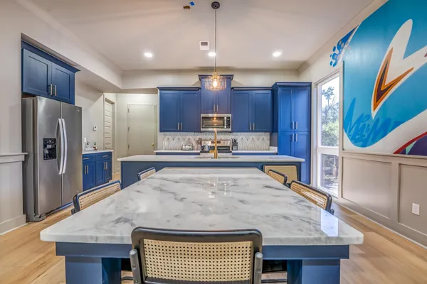 $748,000 | 2283 Young Avenue, Memphis, TN 38104