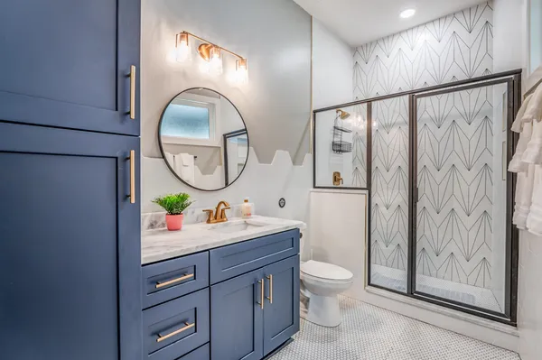 $748,000 | 2283 Young Avenue, Memphis, TN 38104