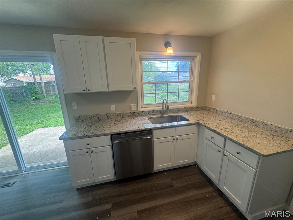 6116 Old Collinsville Road Fairview Heights, IL 62208 - Photo 5 of 21