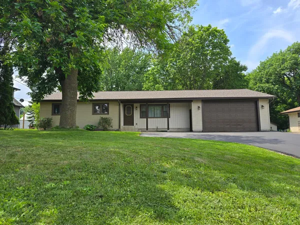 $369,900 | 409 Main Street South, St. Michael, MN 55376