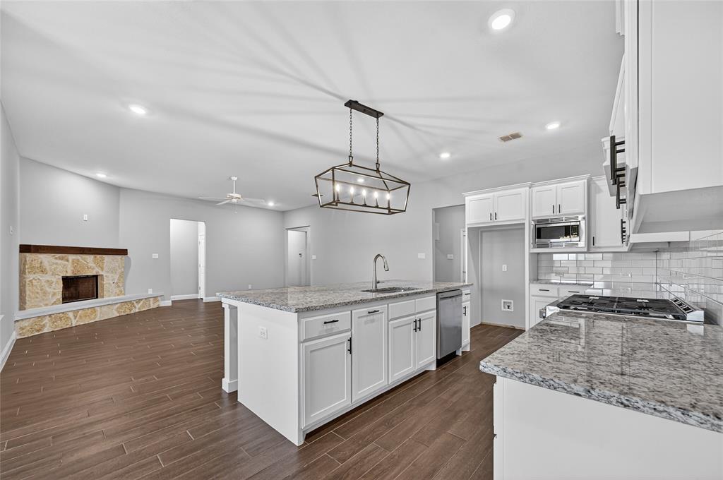 1506 Back Stretch Road Justin, TX 76247 - Photo 12 of 37